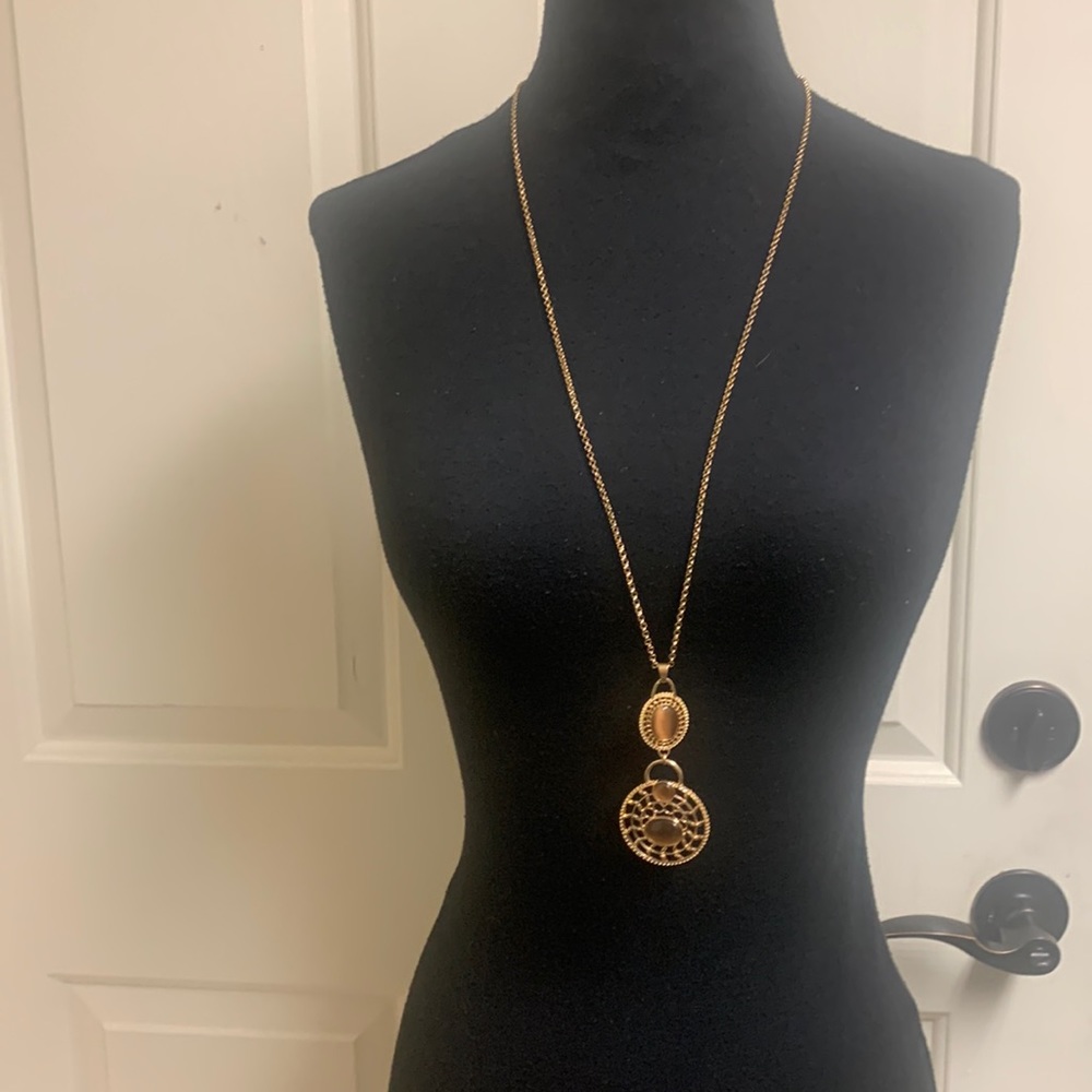 Necklace, Gold with brown accents pieces in the middle, Length 34”